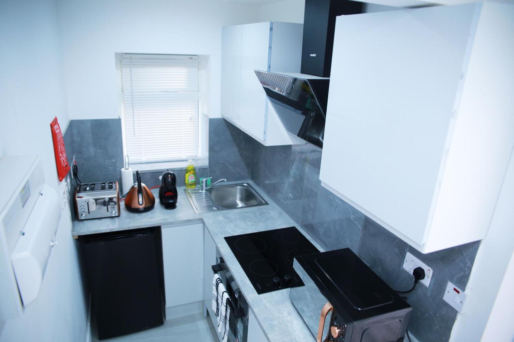 Apartamento Harrow Luxury Flat With Free Parking. Londres Exterior foto